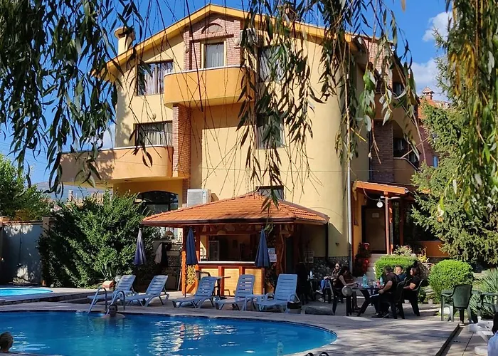 Family Hotel IV Velingrad photo