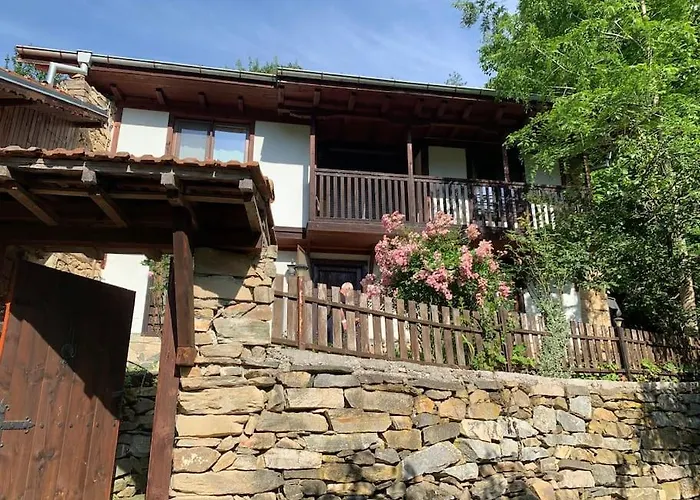 Beautiful Villa In The Rodopi Mountains Narechenski Bani foto