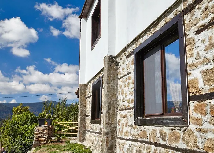 Guesthouse Vazrozhdenski Kashti Manastir photo