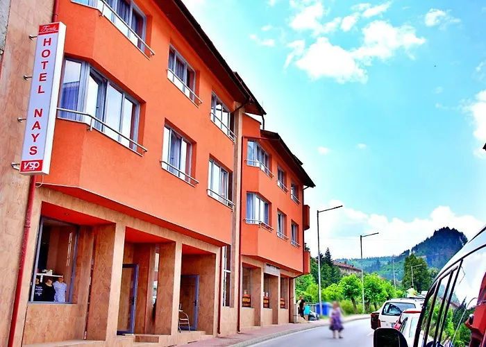 Nays Hotel Madan photo